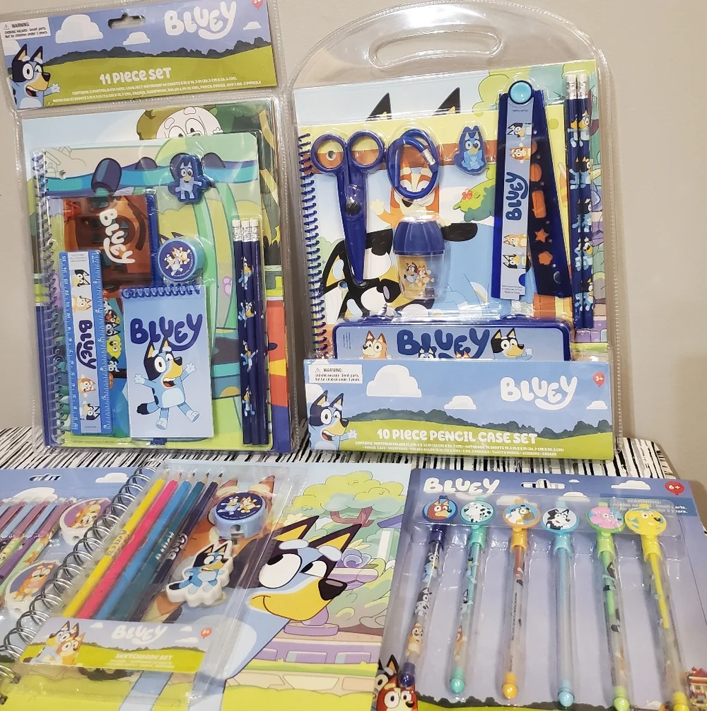 Bluey Stationery Set Over 45 Pieces - Picture 3 of 6